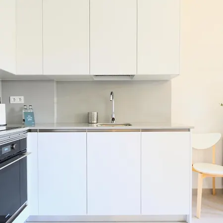 Brand New 2br With Auto Check-in