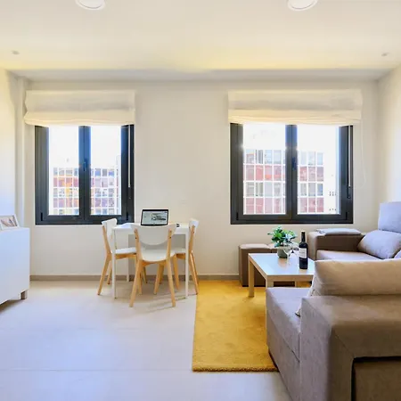 Διαμέρισμα Brand New 2br With Auto Check-in *