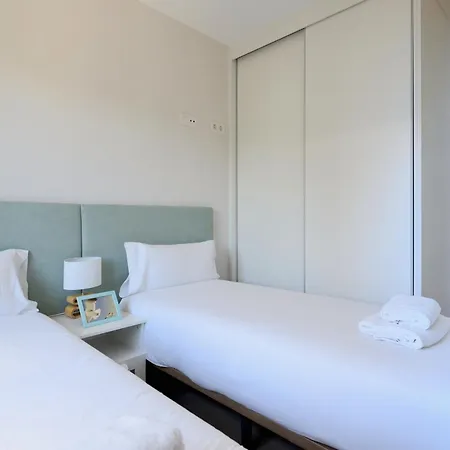 Brand New 2br With Auto Check-in *